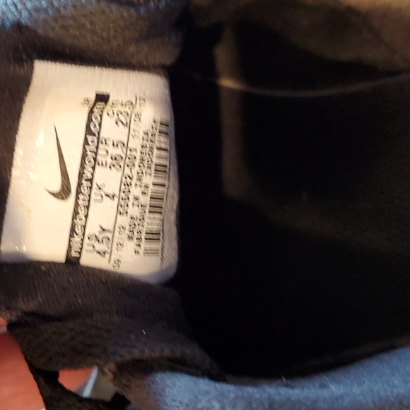 Nike Revolution 2 - Picture 4 of 4